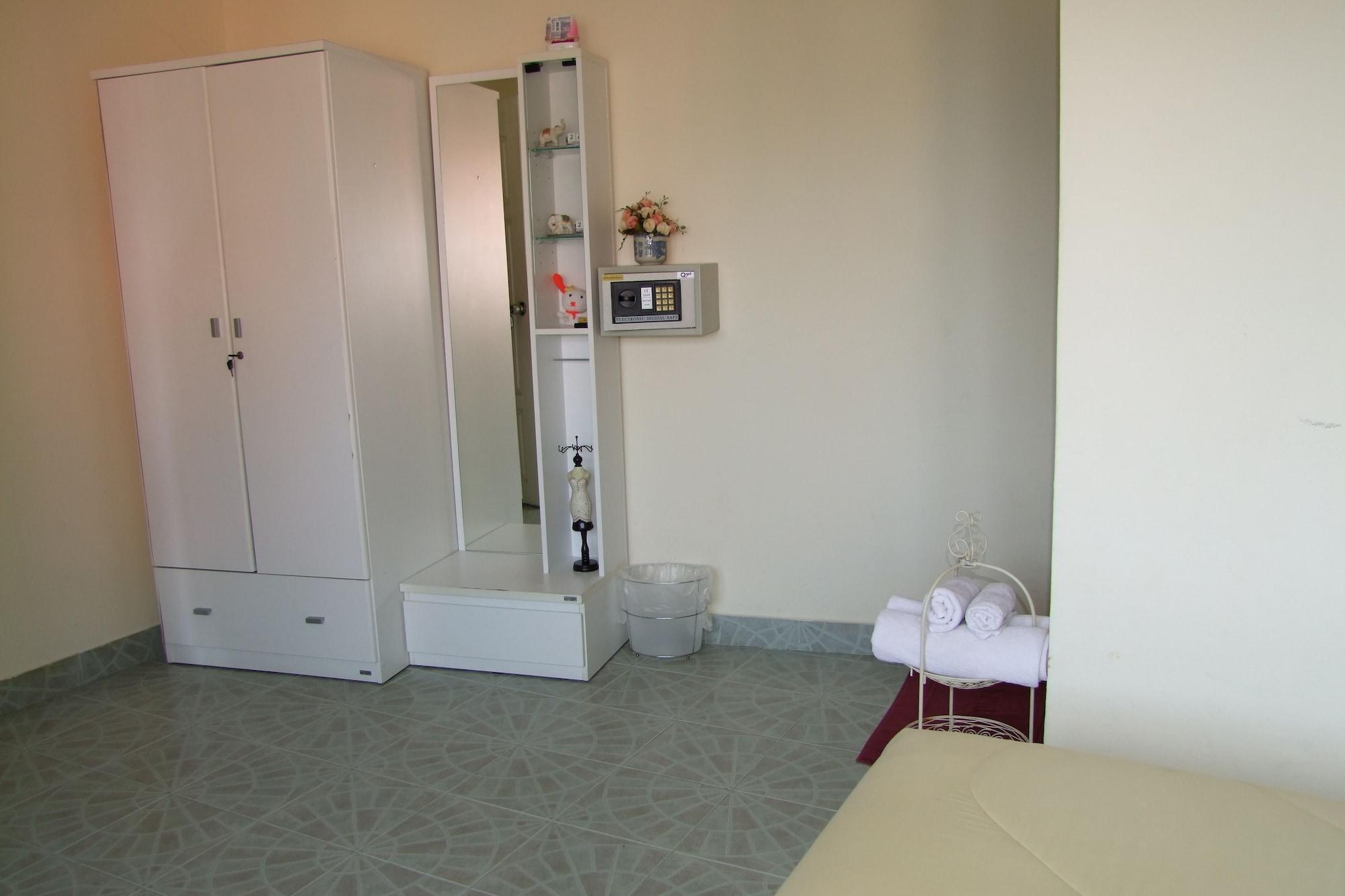 Hotel Aree'S House à HHQ Extérieur photo